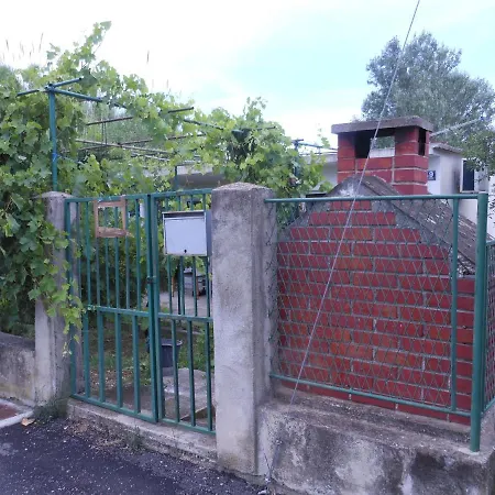 With A Parking Space Stobrec, - 15756 * スプリト